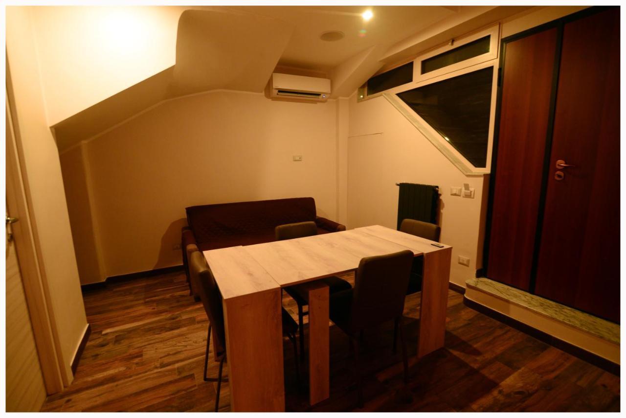 Il Villino Apartments Bari Bagian luar foto